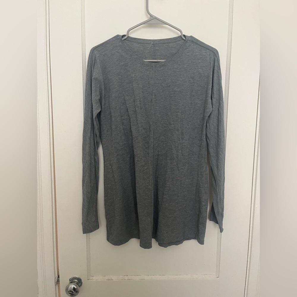 Lululemon Karma Long Sleeve in Heathered Medium Grey